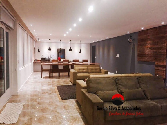 Imagem Casa com 3 Quartos à Venda, 1 m² em Alto Do Boa Vista - Campos Do Jordão