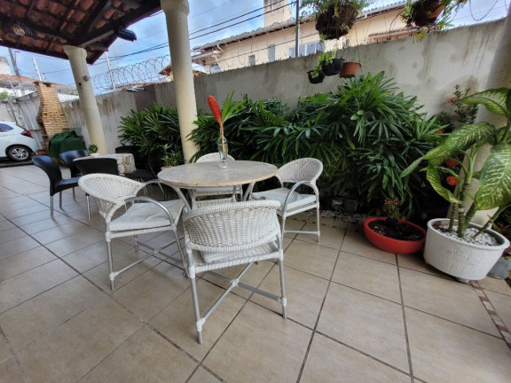 Imagem Casa com 3 Quartos à Venda, 204 m² em Edson Queiroz - Fortaleza