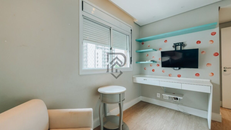 Imagem Apartamento com 3 Quartos à Venda, 143 m² em Moema - São Paulo