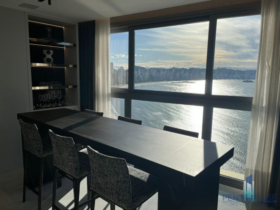 Imagem Apartamento com 4 Quartos à Venda, 230 m² em Centro - Balneário Camboriú Imagem Apartamento com 4 Quartos à Venda, 230 m² em Centro - Balneário Camboriú