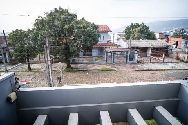 Imagem Casa com 4 Quartos à Venda, 199 m² em Protásio Alves - Porto Alegre