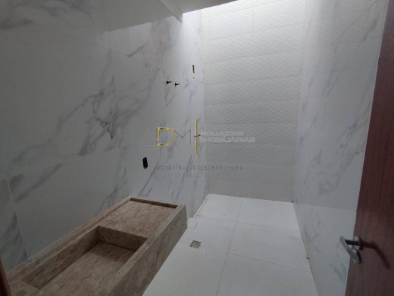 Imagem Casa com 3 Quartos à Venda, 250 m² em Jardim Ypê - Botucatu