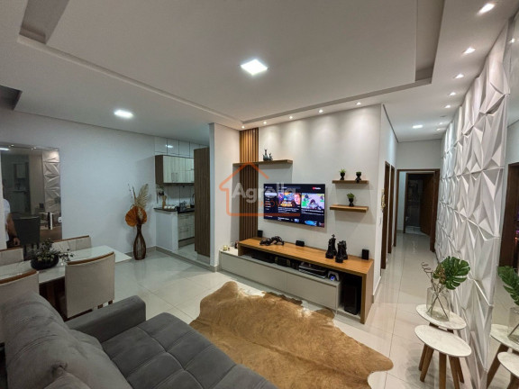 Imagem Imóvel com 2 Quartos à Venda, 140 m² em Jardim Cristina - Mogi Guaçu Imagem Imóvel com 2 Quartos à Venda, 140 m² em Jardim Cristina - Mogi Guaçu