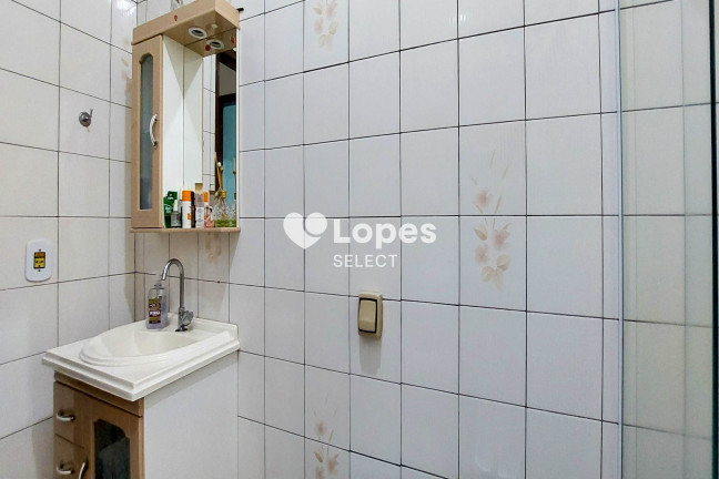 Imagem Casa com 3 Quartos à Venda, 250 m² em João Xxiii - Vinhedo Imagem Casa com 3 Quartos à Venda, 250 m² em João Xxiii - Vinhedo