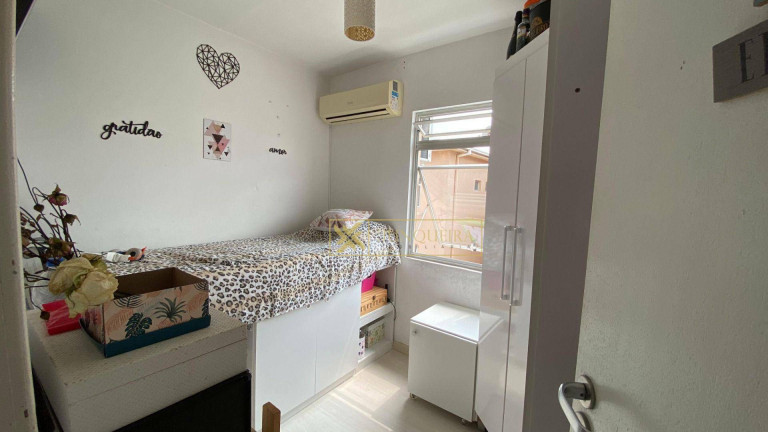 Imagem Apartamento com 3 Quartos à Venda, 50 m² em Barreiros - São José