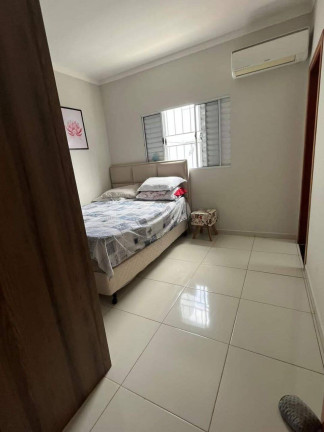 Imagem Casa com 2 Quartos à Venda, em Jardim Residencial Campo Novo - Limeira Imagem Casa com 2 Quartos à Venda, em Jardim Residencial Campo Novo - Limeira