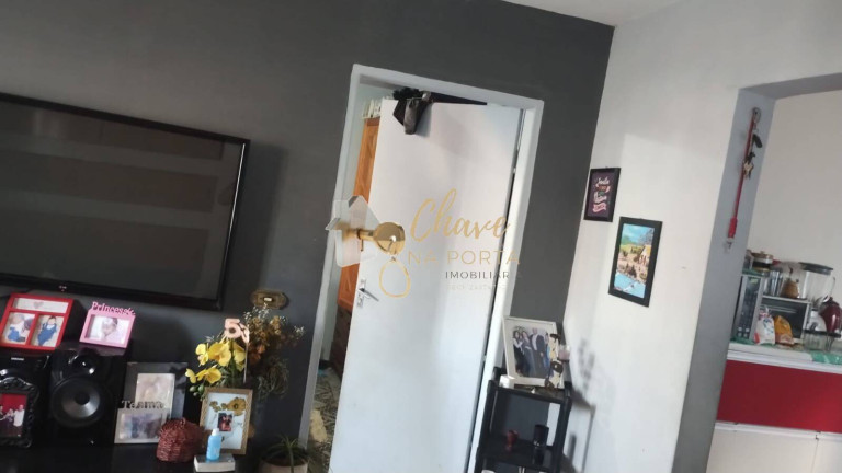Imagem Casa com 5 Quartos à Venda, 250 m² em Jardim Varginha - São Paulo