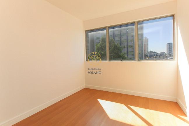 Imagem Apartamento com 2 Quartos à Venda, 45 m² em Centro - Curitiba Imagem Apartamento com 2 Quartos à Venda, 45 m² em Centro - Curitiba