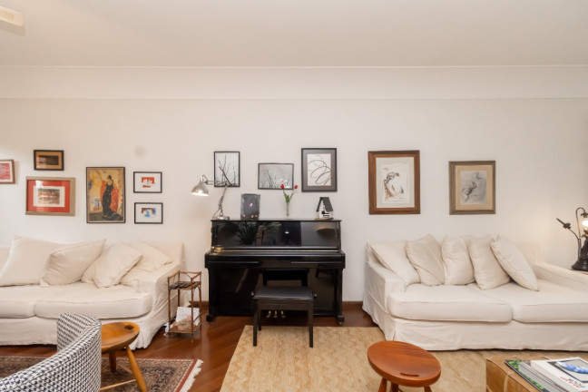 Imagem Casa com 4 Quartos à Venda, 300 m² em Indianópolis - São Paulo Imagem Casa com 4 Quartos à Venda, 300 m² em Indianópolis - São Paulo