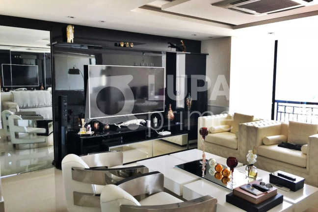 Apartamento com 4 Quartos à Venda, 246 m² em Santana - São Paulo