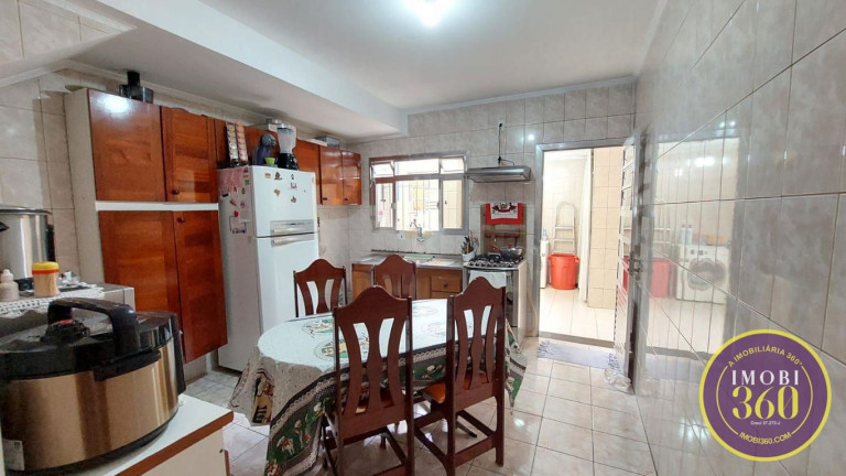Imagem Sobrado com 3 Quartos à Venda, 319 m² em Guaianazes - São Paulo