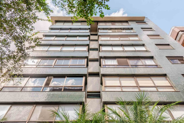 Imagem Imóvel com 2 Quartos à Venda, 180 m² em Bela Vista - Porto Alegre Imagem Imóvel com 2 Quartos à Venda, 180 m² em Bela Vista - Porto Alegre