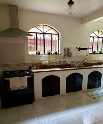 Imagem Casa com 4 Quartos à Venda, 232 m² em Corrêas - Petrópolis