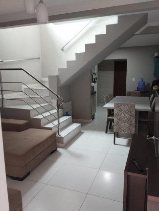 Imagem Sobrado com 3 Quartos à Venda, 75 m² em Santa Regina - Camboriú