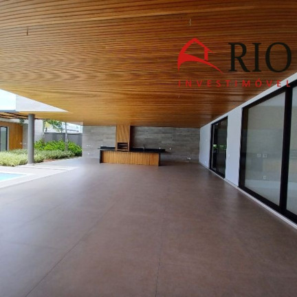 Imagem Casa com 5 Quartos à Venda, 1.490 m² em Barra Da Tijuca - Rio De Janeiro Imagem Casa com 5 Quartos à Venda, 1.490 m² em Barra Da Tijuca - Rio De Janeiro