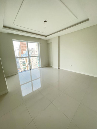 Imagem Apartamento com 4 Quartos à Venda, 180 m² em Meia Praia - Itapema