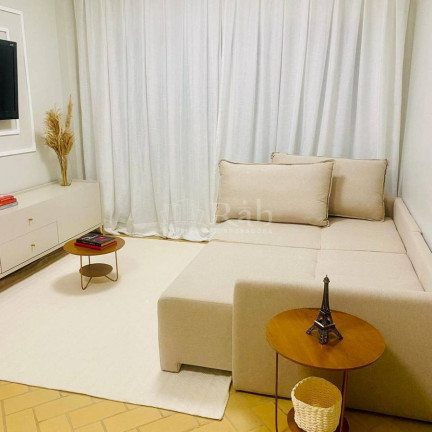 Imagem Apartamento com 2 Quartos à Venda, 80 m² em Centro - Balneário Camboriú
