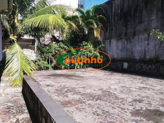 Imagem Casa com 5 Quartos à Venda, 254 m² em Andaraí - Rio De Janeiro Imagem Casa com 5 Quartos à Venda, 254 m² em Andaraí - Rio De Janeiro