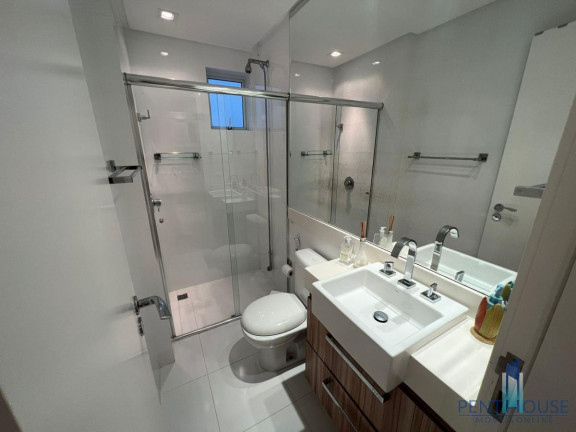 Imagem Apartamento com 3 Quartos à Venda, 130 m² em Pioneiros - Balneário Camboriú