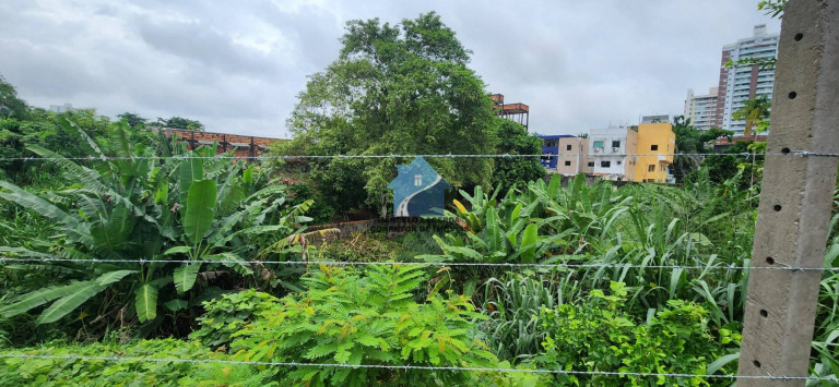 Imagem Terreno à Venda, 3 m² em Dom Pedro I - Manaus Imagem Terreno à Venda, 3 m² em Dom Pedro I - Manaus