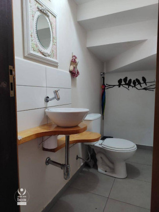 Imagem Sobrado com 4 Quartos à Venda, 202 m² em Cajuru - Curitiba