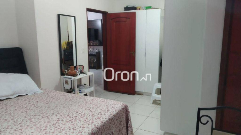Imagem Casa com 4 Quartos à Venda, 220 m² em Setor Jaó - Goiânia Imagem Casa com 4 Quartos à Venda, 220 m² em Setor Jaó - Goiânia