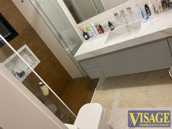 Imagem Casa com 4 Quartos à Venda, em Golden Park - Jacareí Imagem Casa com 4 Quartos à Venda, em Golden Park - Jacareí
