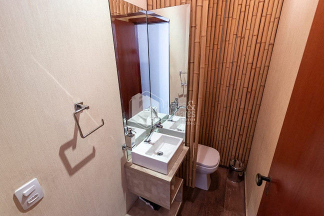 Imagem Sobrado com 3 Quartos à Venda, 195 m² em Aclimação - São Paulo Imagem Sobrado com 3 Quartos à Venda, 195 m² em Aclimação - São Paulo
