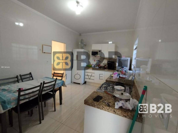 Imagem Casa com 3 Quartos à Venda, 176 m² em Jardim Vânia Maria - Bauru