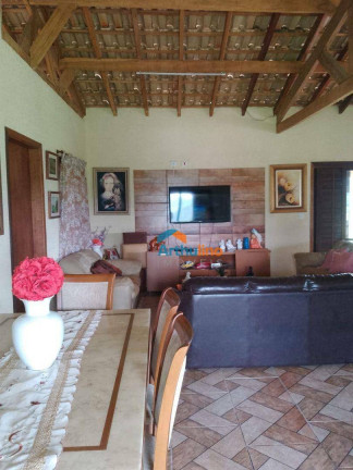 Imagem Chácara com 2 Quartos à Venda, 6.937 m² em Saboó - São Roque