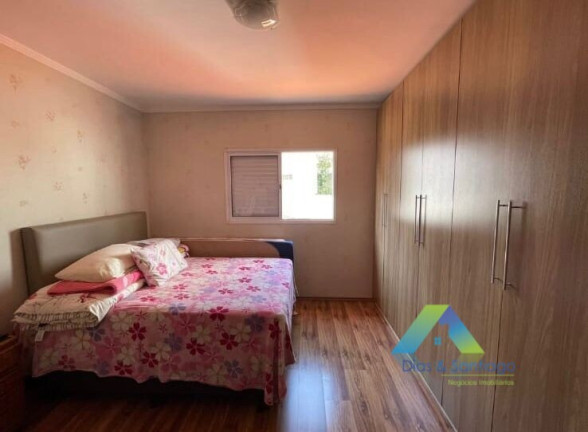 Imagem Sobrado com 3 Quartos à Venda, 250 m² em Vila Dora - Santo André