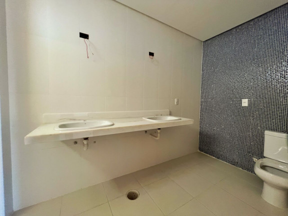 Imagem Apartamento com 3 Quartos à Venda, 210 m² em Embaré - Santos