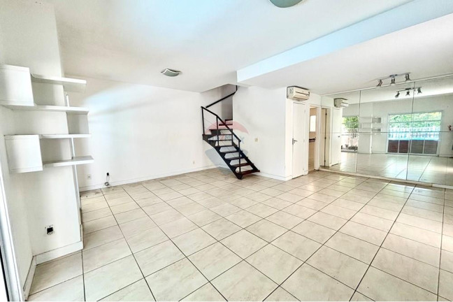 Casa de Condomínio com 4 Quartos para Alugar, 213 m² em Recreio - Rio De Janeiro