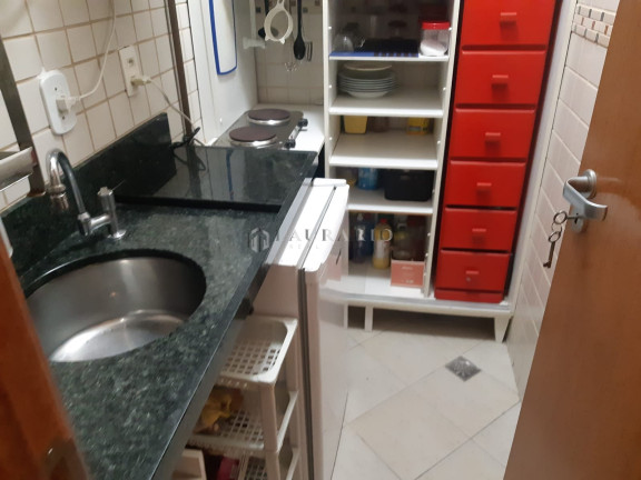 Imagem Apartamento com 1 Quarto à Venda, 38 m² em Coapacabana - Rio De Janeiro Imagem Apartamento com 1 Quarto à Venda, 38 m² em Coapacabana - Rio De Janeiro