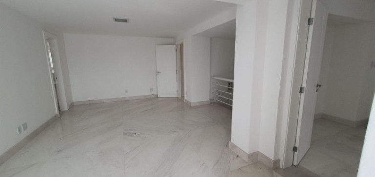 Imagem Cobertura com 3 Quartos à Venda, 136 m² em Barra Da Tijuca - Rio De Janeiro