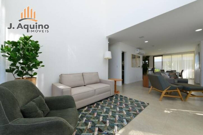 Imagem Casa de Condomínio com 4 Quartos à Venda, 286 m² em Tamatanduba - Eusébio