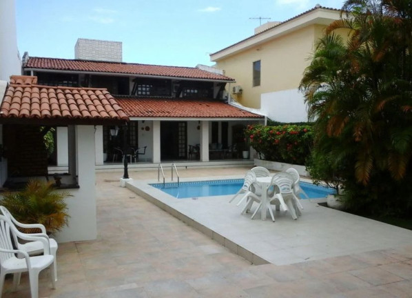 Casa com 6 Quartos à Venda, 650 m² em Itaigara - Salvador