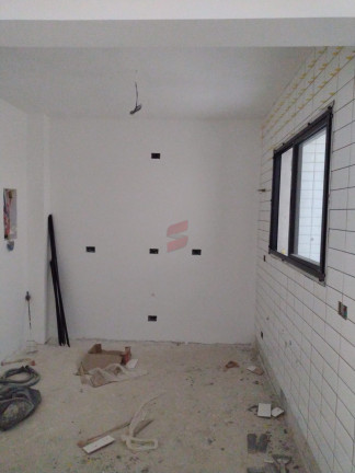 Imagem Sobrado com 3 Quartos à Venda, 111 m² em Cajuru - Curitiba