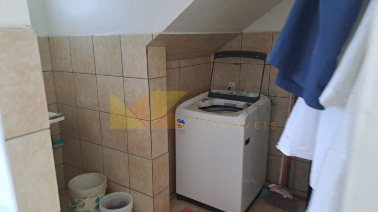 Imagem Casa com 3 Quartos à Venda, 200 m² em Velha Central - Blumenau