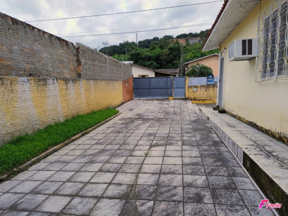 Imagem Casa com 3 Quartos à Venda, 180 m² em Forquilhas - São José Imagem Casa com 3 Quartos à Venda, 180 m² em Forquilhas - São José