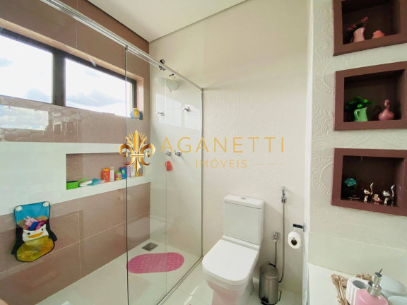 Imagem Casa com 4 Quartos à Venda, 308 m² em Vespasiano Imagem Casa com 4 Quartos à Venda, 308 m² em Vespasiano