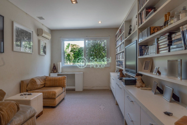 Imagem Casa com 4 Quartos à Venda ou Locação, 300 m² em Jardim Europa - São Paulo Imagem Casa com 4 Quartos à Venda ou Locação, 300 m² em Jardim Europa - São Paulo