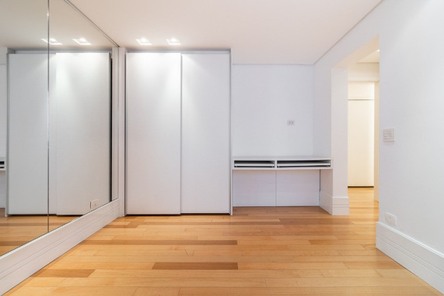 Imagem Imóvel com 3 Quartos à Venda, 293 m² em Jardim Paulista - São Paulo Imagem Imóvel com 3 Quartos à Venda, 293 m² em Jardim Paulista - São Paulo