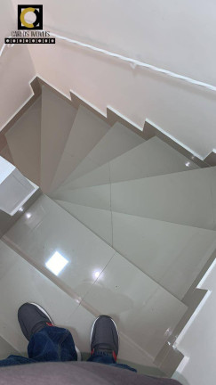 Imagem Casa com 3 Quartos à Venda, em Boqueirão - Santos Imagem Casa com 3 Quartos à Venda, em Boqueirão - Santos