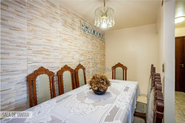 Imagem Sobrado com 3 Quartos à Venda, 120 m² em Xaxim - Curitiba