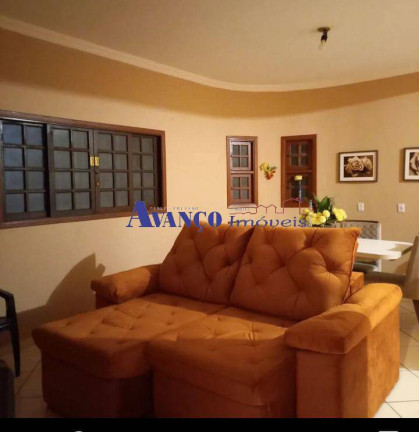 Chácara com 4 Quartos à Venda, 1.215 m² em Vale Verde - Várzea Paulista