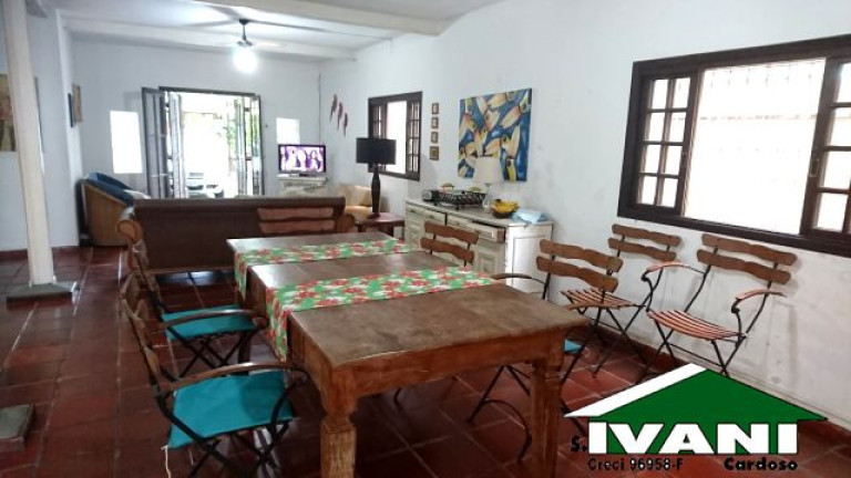 Imagem Casa com 4 Quartos para Temporada, 300 m² em Itaguá - Ubatuba Imagem Casa com 4 Quartos para Temporada, 300 m² em Itaguá - Ubatuba