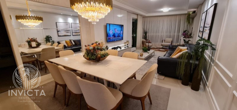 Imagem Apartamento com 3 Quartos à Venda, 196 m² em Centro - Balneário Camboriú Imagem Apartamento com 3 Quartos à Venda, 196 m² em Centro - Balneário Camboriú