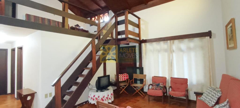 Imagem Casa com 3 Quartos à Venda, 180 m² em José Amândio - Bombinhas