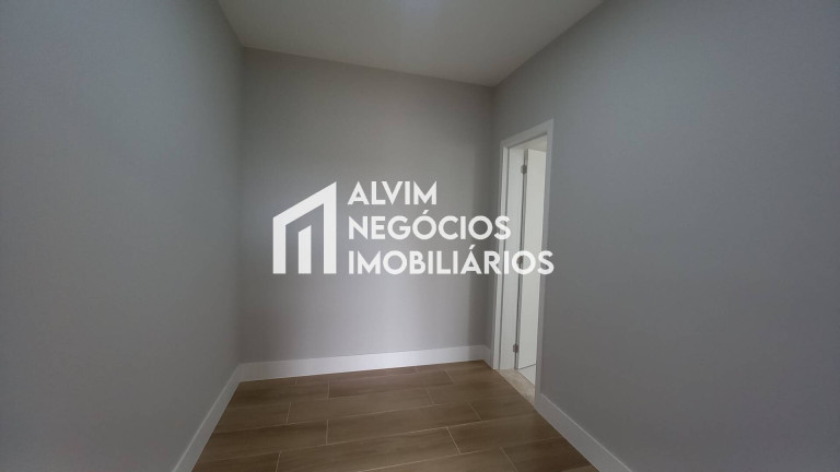 Imagem Sobrado com 3 Quartos à Venda, 350 m² em Loteamento Floresta - São José Dos Campos